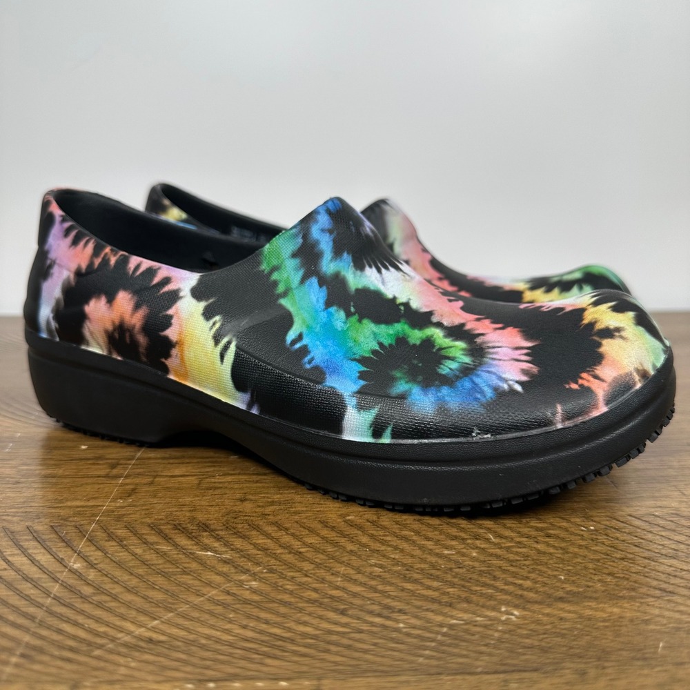 Crocs Clogs Women 9 Black Neria Pro II Tie Dye Slip Resistant Work Nursing Shoes